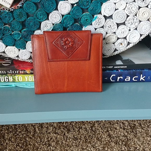 Vintage Handbags - Vintage wallet